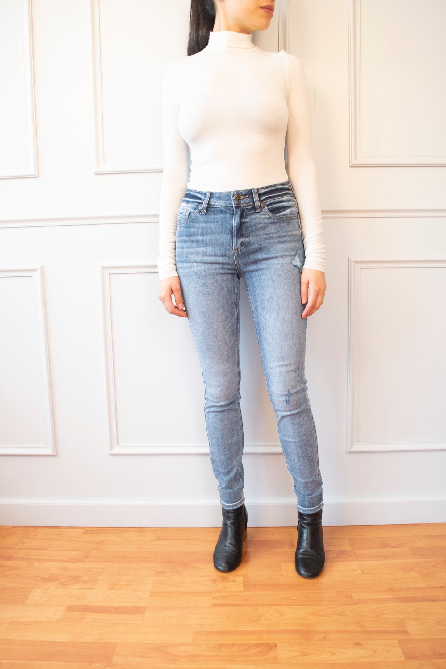 JEANS PREMIUM ENTUBADO TIRO MEDIO