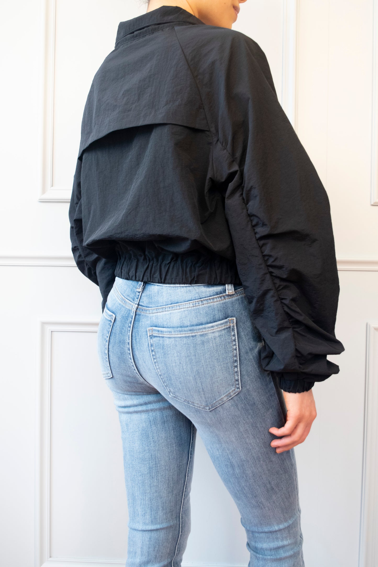 BOMBER CARGO