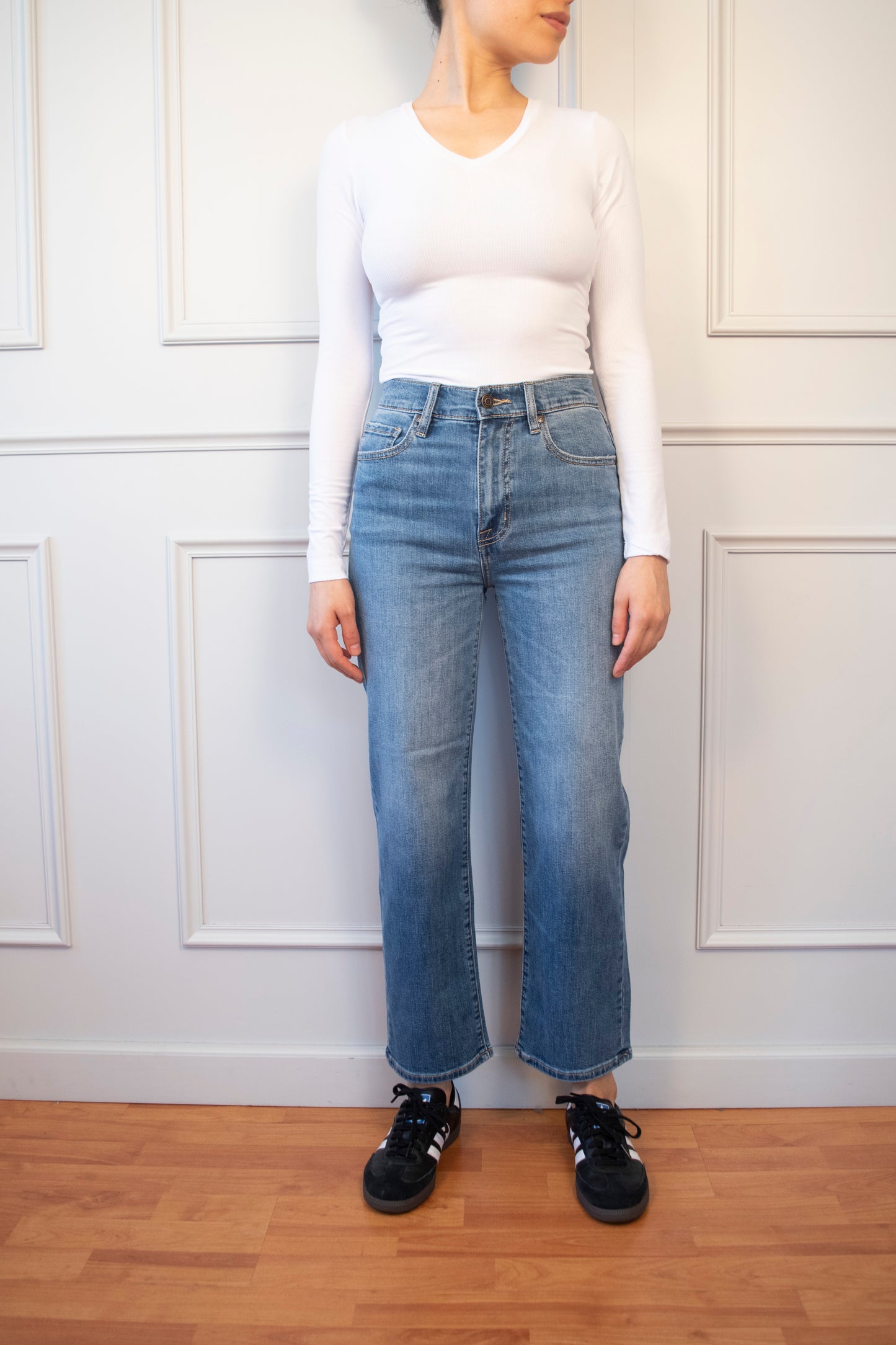 JEANS PREMIUM TIRO ALTO PIERNA ANCHA CROP