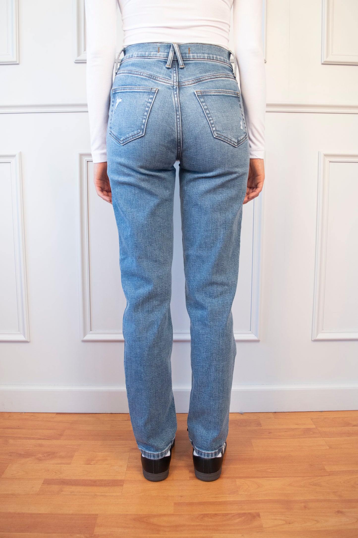 JEANS PREMIUM RECTO CLASICO TIRO ALTO