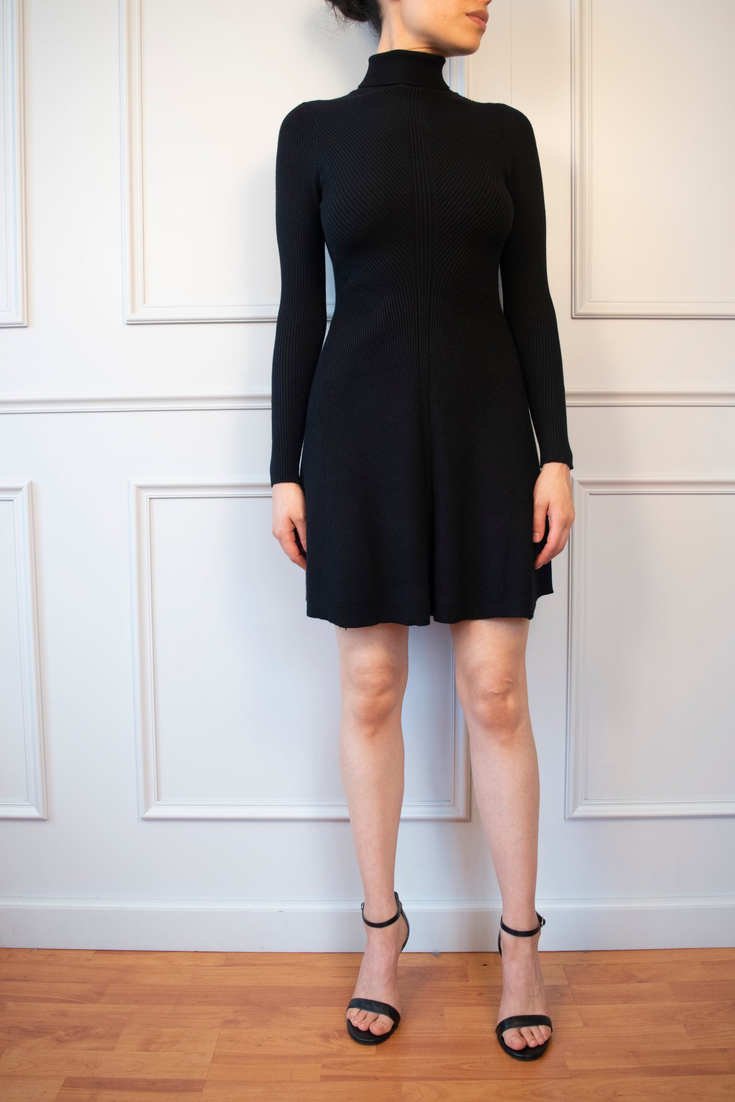 VESTIDO PUNTO CUELLO ALTO