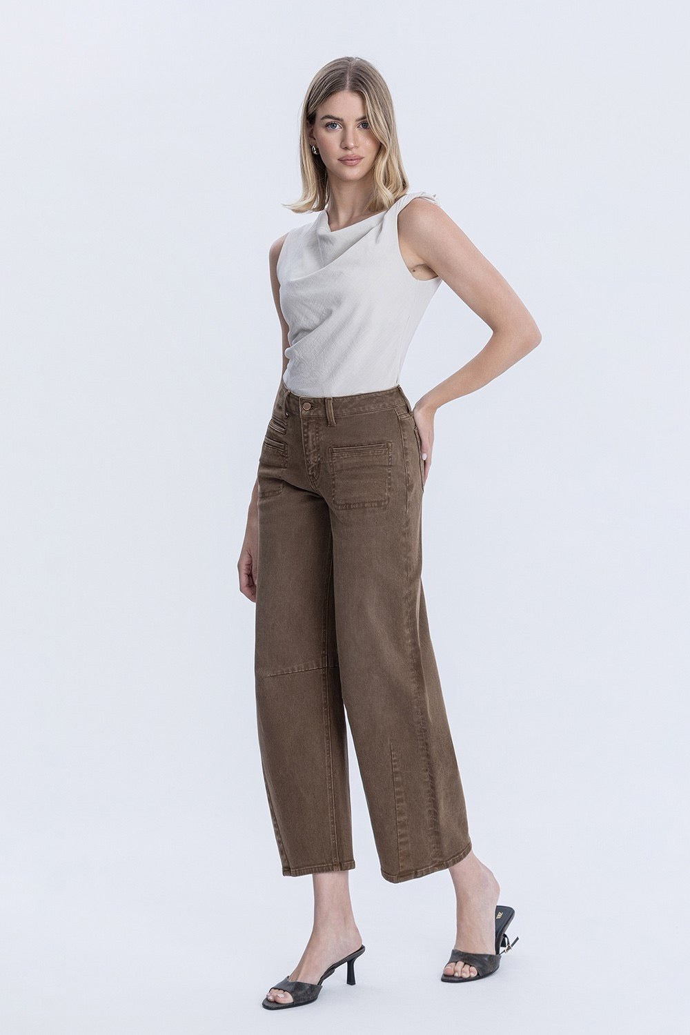 JEANS PIERNA BARRIL 27" MEZCLILLA PREMIUM