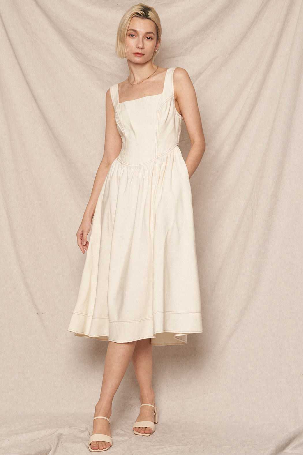 VESTIDO PREMIUM MIDI FIBRA NATURAL