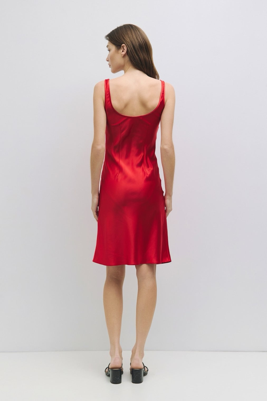 VESTIDO PREMIUM SATINADO