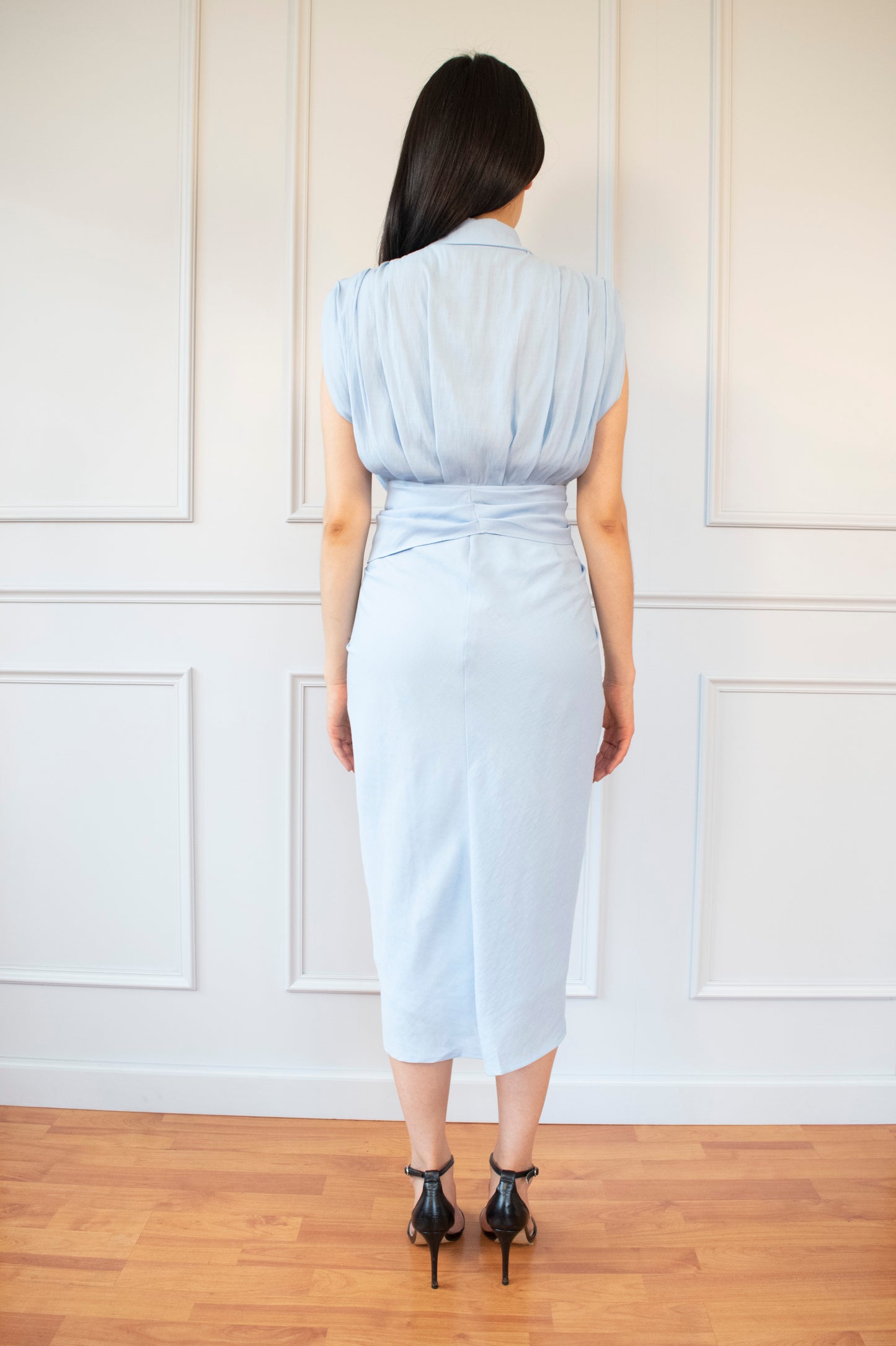 VESTIDO PREMIUM HOMBRERAS DRAPEADO