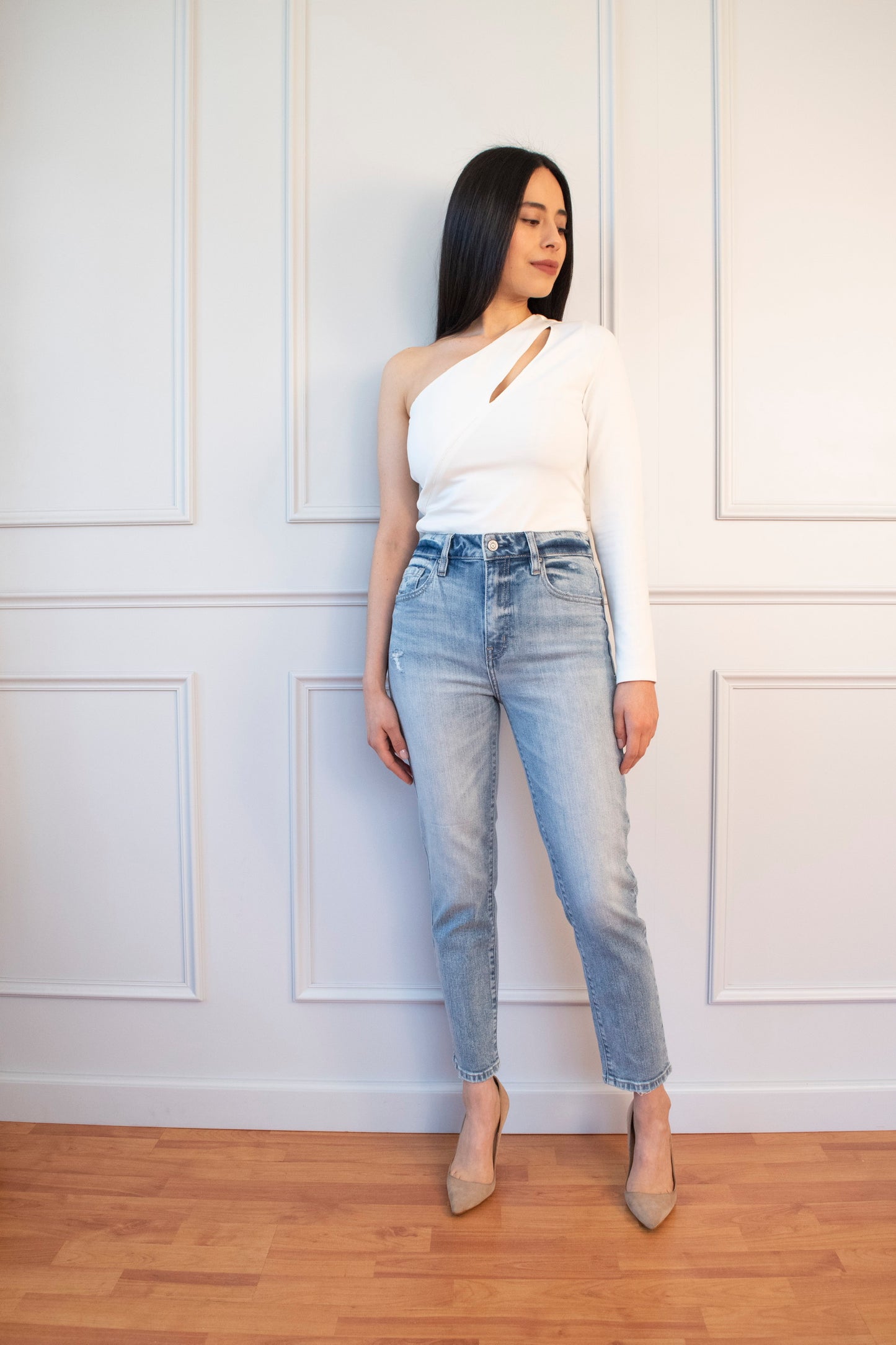 JEANS PREMIUM MOM TIRO SUPER ALTO