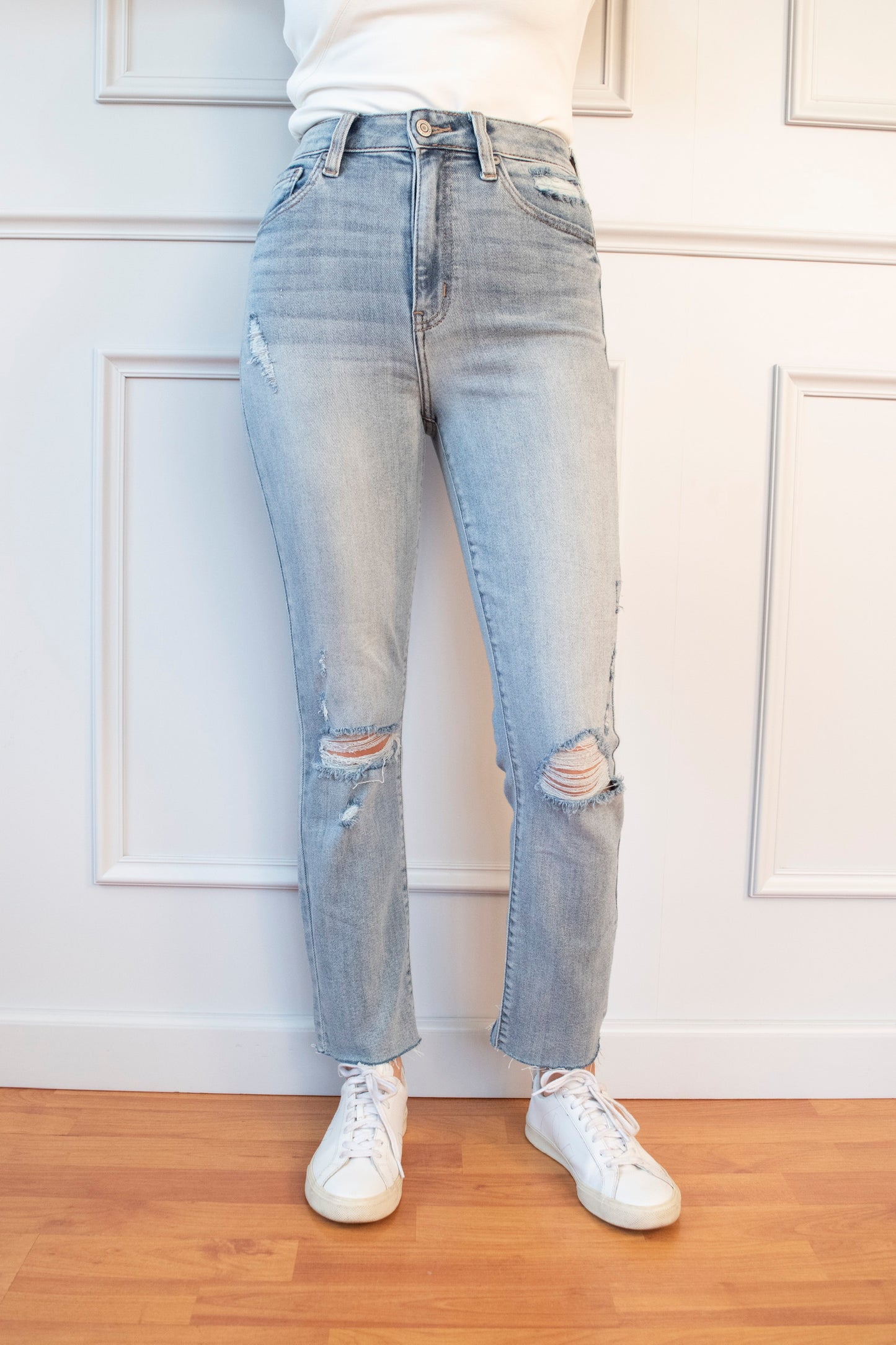JEANS PREMIUM MOM RECTO TIRO ULTRA ALTO