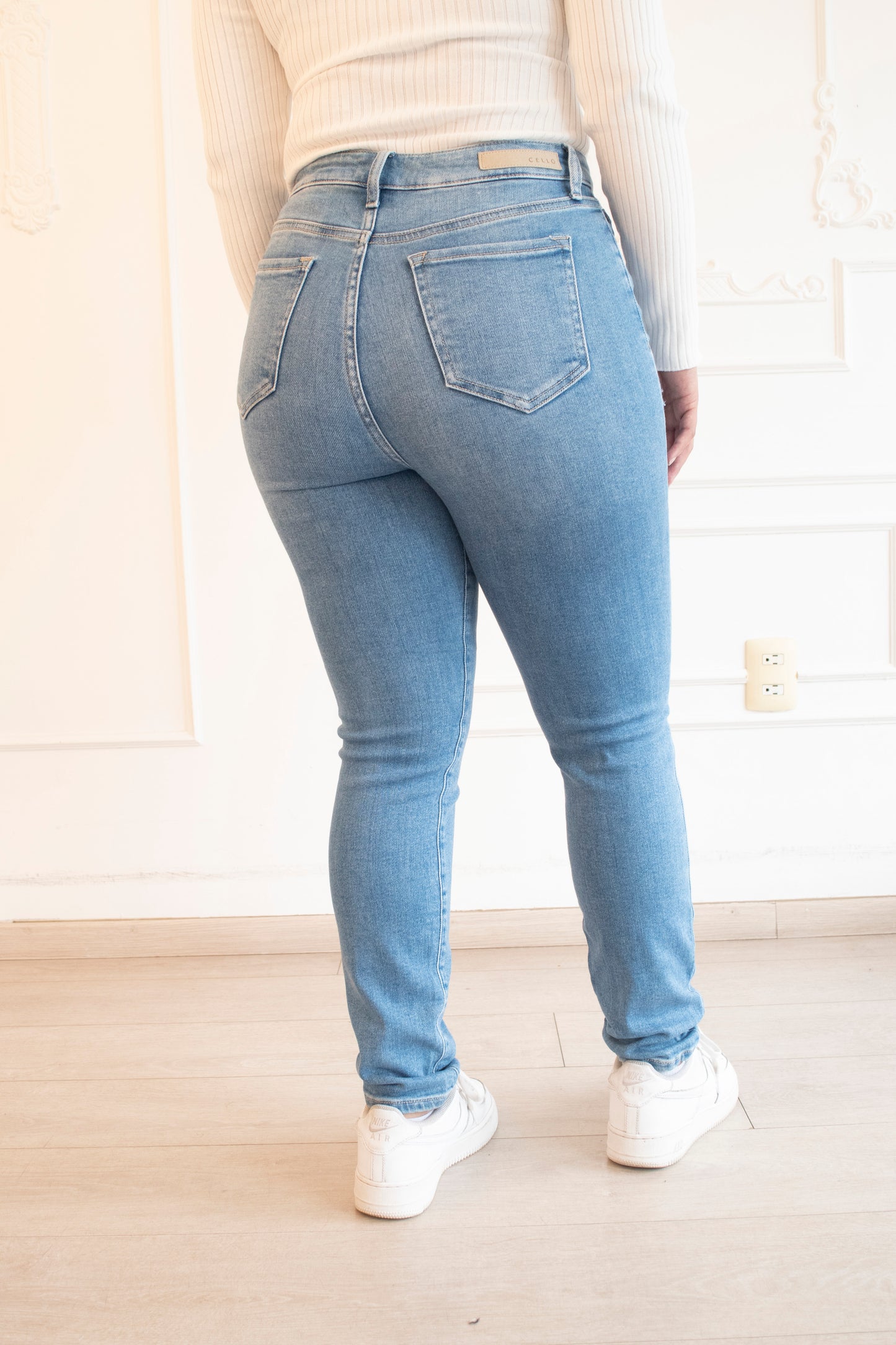 JEANS PREMIUM ENTUBADO