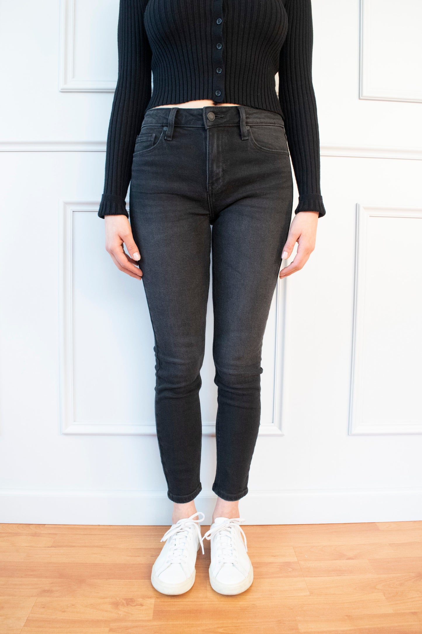 JEANS PREMIUM ENTUBADO TIRO ALTO