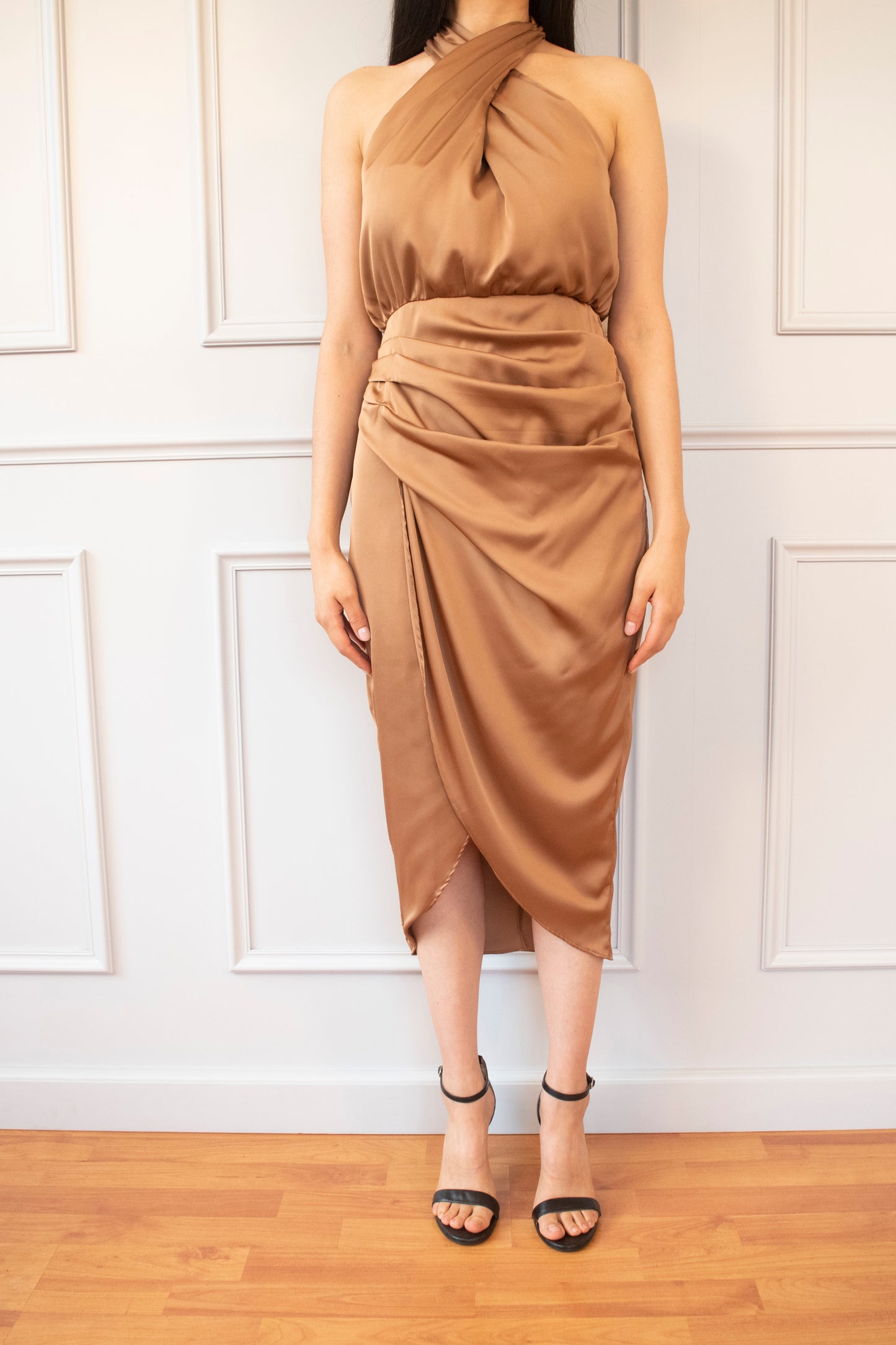 VESTIDO PREMIUM SATINADO