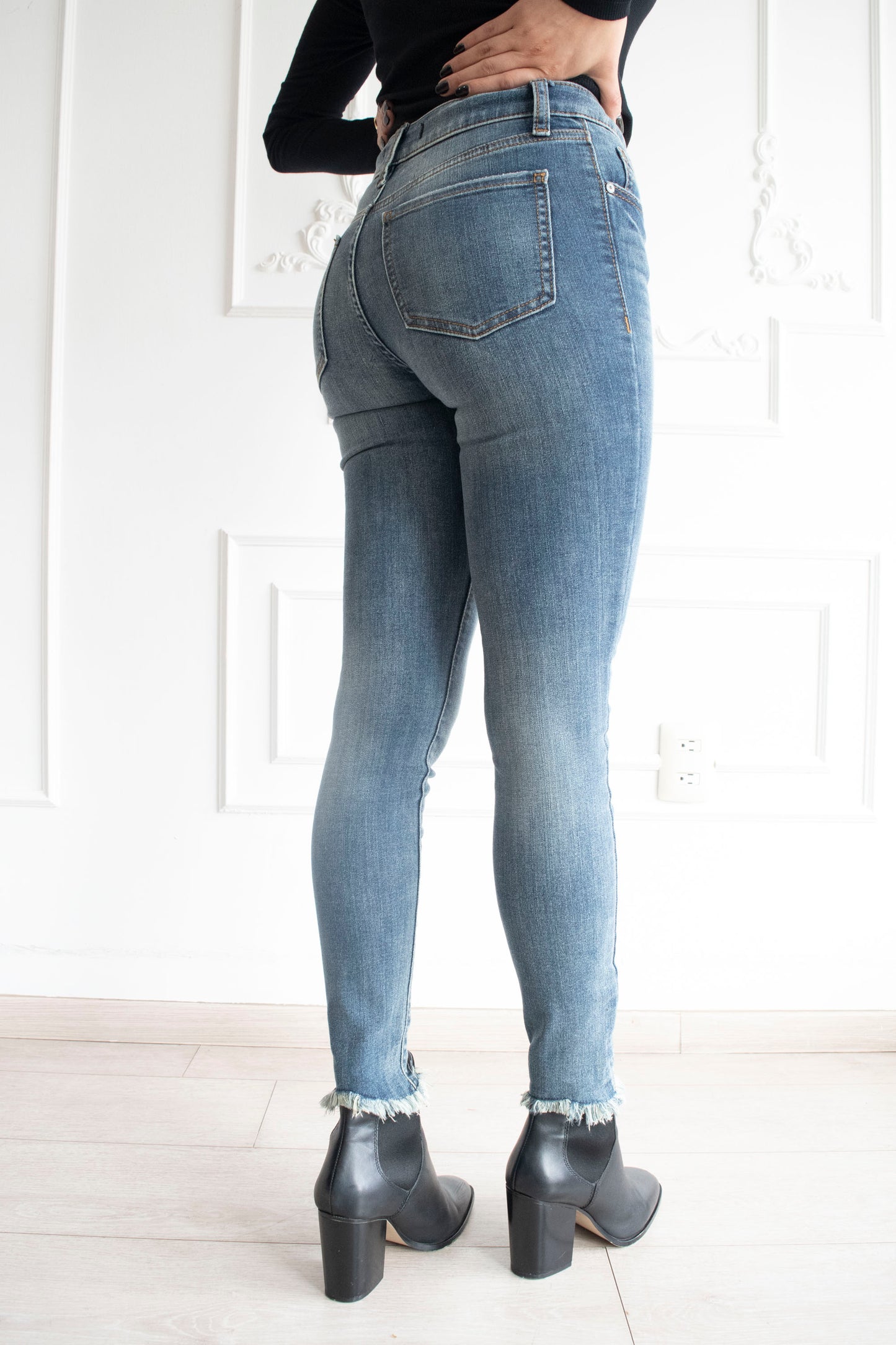 JEANS PREMIUM TIRO ALTO