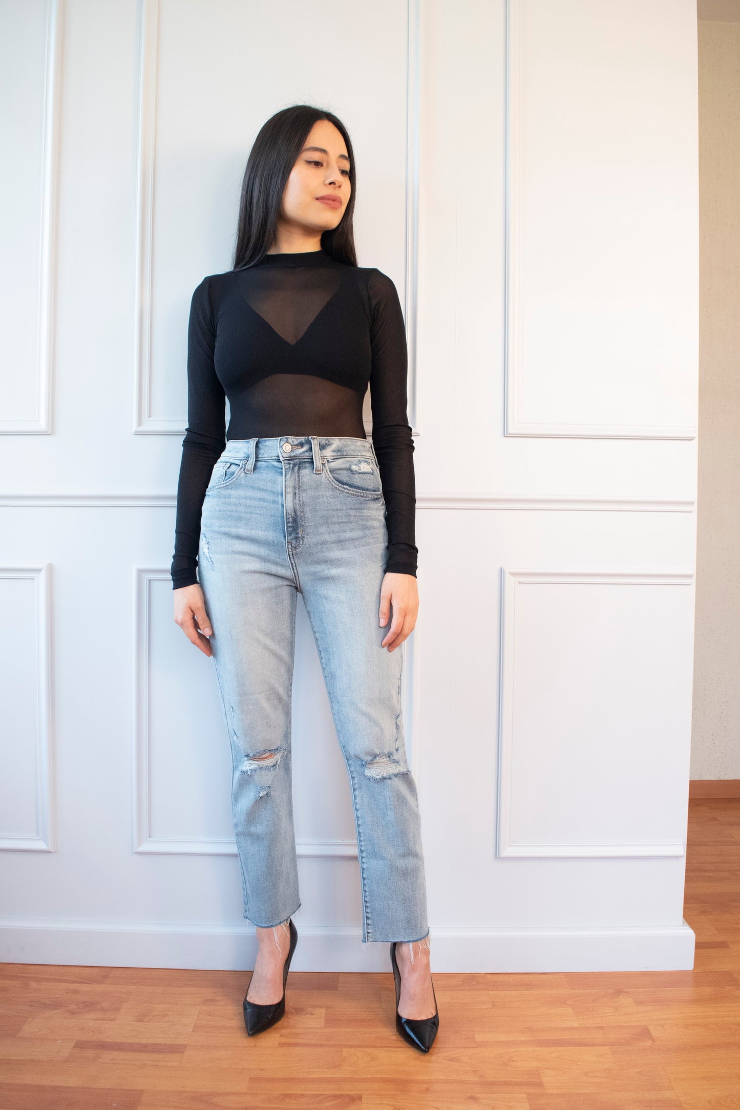 JEANS PREMIUM MOM RECTO TIRO ULTRA ALTO