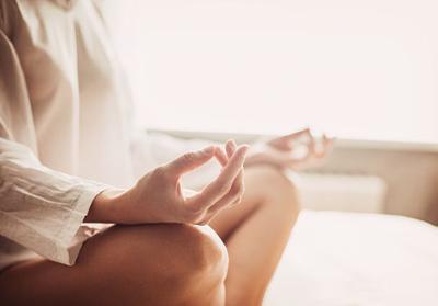 Cómo comenzar una práctica diaria de meditación