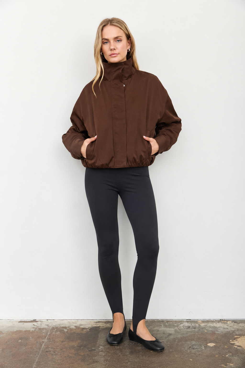 DISPONIBLE 1 DE OCTUBRE LEGGING ESTRIBO
