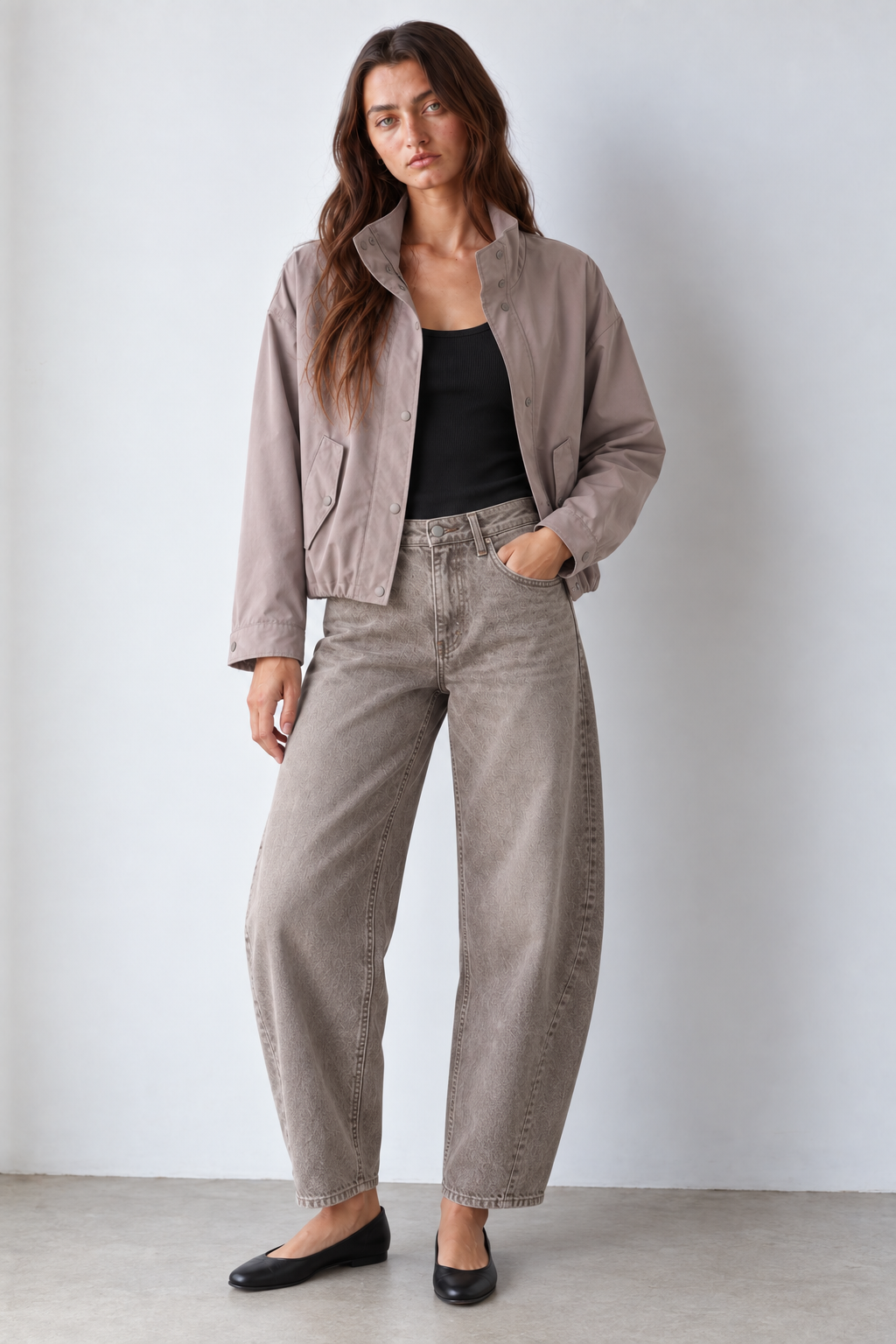 DISPONIBLE 14 DE SEPTIEMBRE CHAMARRA BOMBER ROMPEVIENTOS