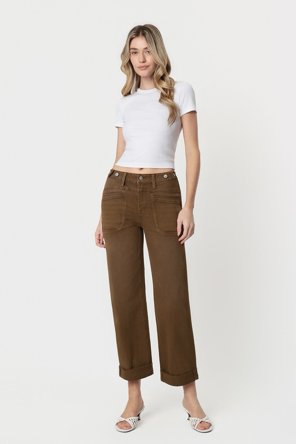 DISPONIBLE 14 DE SEPTIEMBRE JEANS PIERNA ANCHA SLIM 27" MEZCLILLA PREMIUM
