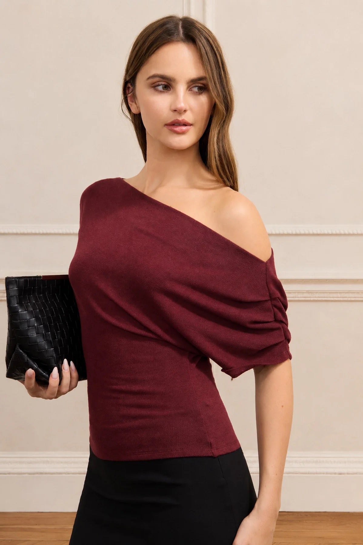 DISPONIBLE 11 DE AGOSTO TOP PUNTO HOMBRO DESCUBIERTO
