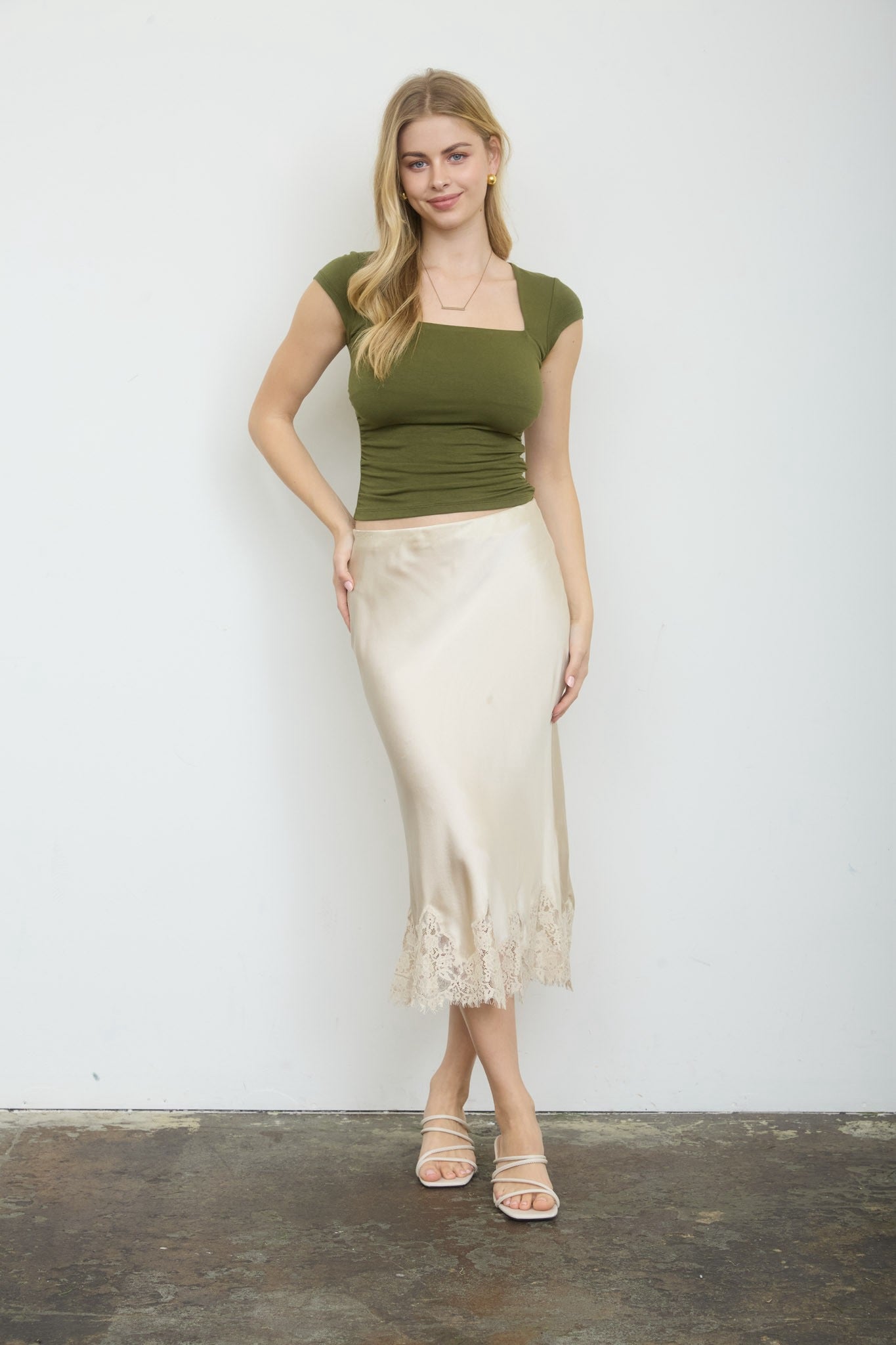 DISPONIBLE 2 DE JUNIO TOP FIBRA NATURAL HALTER