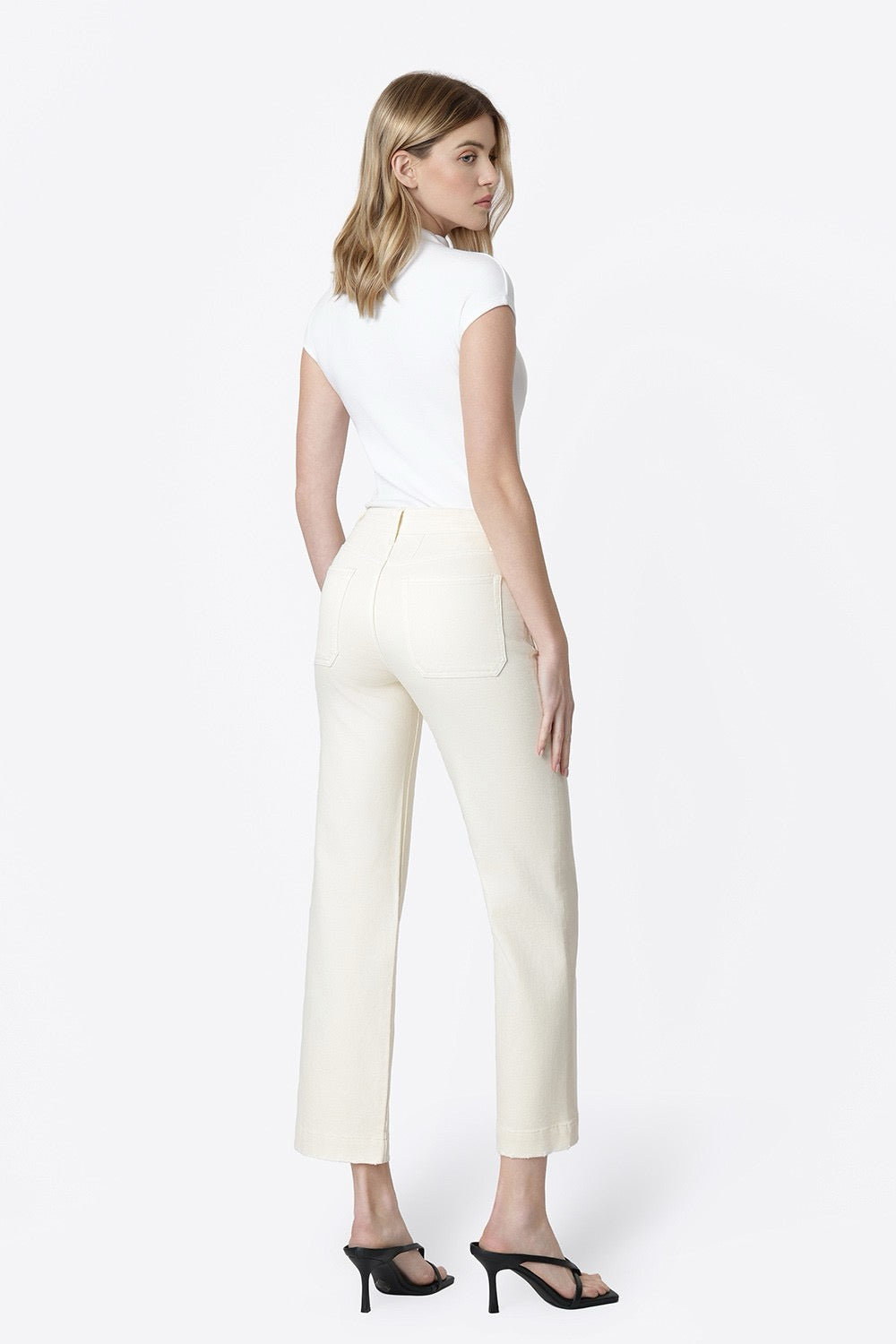 DISPONIBLE 1 DE JULIO JEANS PIERNA ANCHA SLIM 28" MEZCLILLA PREMIUM