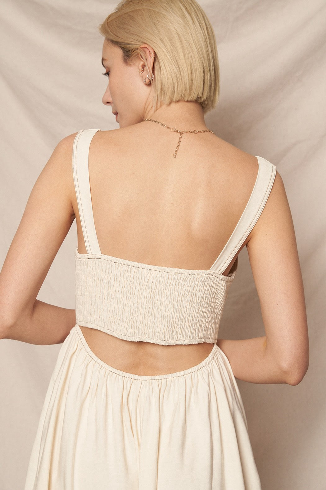 VESTIDO PREMIUM MIDI FIBRA NATURAL