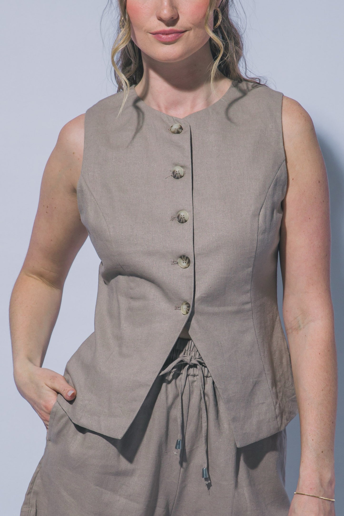 SET PANTALON/CHALECO LINO-VISCOSA